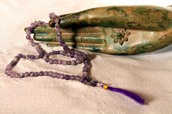 Mala Amethyst 6mm