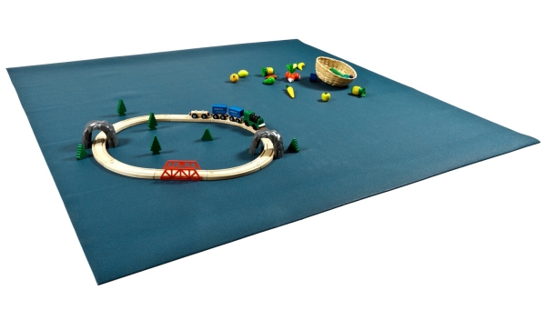 Yogilino® Krabbelmatte 180 x 180 x 0,45 cm in Deutschland hergestellt Yogilino® Krabbelmatte 180 x 180 x 0,45 cm in Deutschland hergestellt