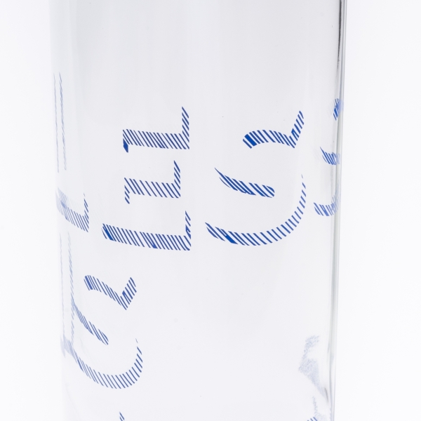 Glastrinkflasche CARRY 0.7 l LESS IS MORE Glastrinkflasche CARRY 0.7 l LESS IS MORE