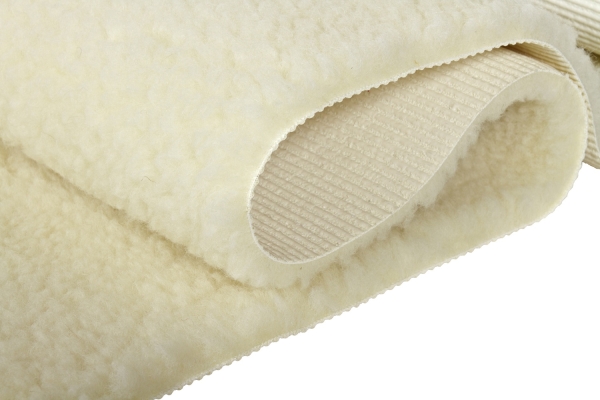 Schurwollmatte KHF Natur 1300gr. Schurwollmatte KHF Natur 1300gr.