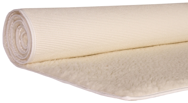 Schurwollmatte HF Natur 1800gr. umsäumt Schurwollmatte HF Natur 1800gr. umsäumt